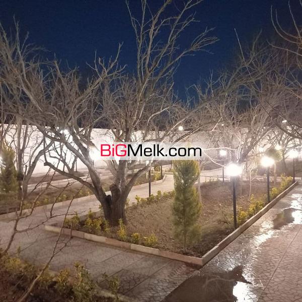 باغ ویلا 950 متری با 80 متر بنا شیک در شهریار