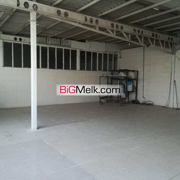 1100 متر کارگاه صنعتی با امکانات