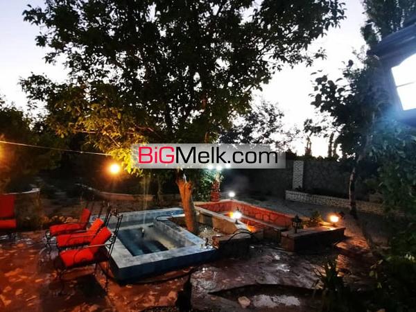1100 متر باغ ویلا با بنای قدیمی در شهریار