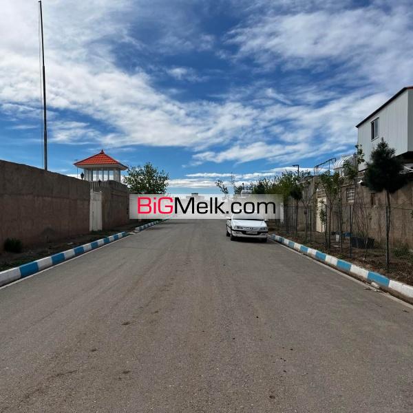 باغ پسته چهار دیواری 2 هزار متری در ملارد