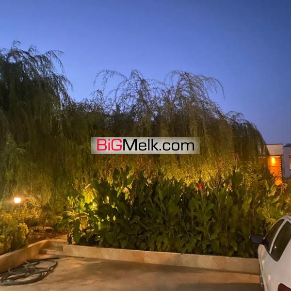 700 متر کاخ ویلا با 130 متر بنا کوهسار