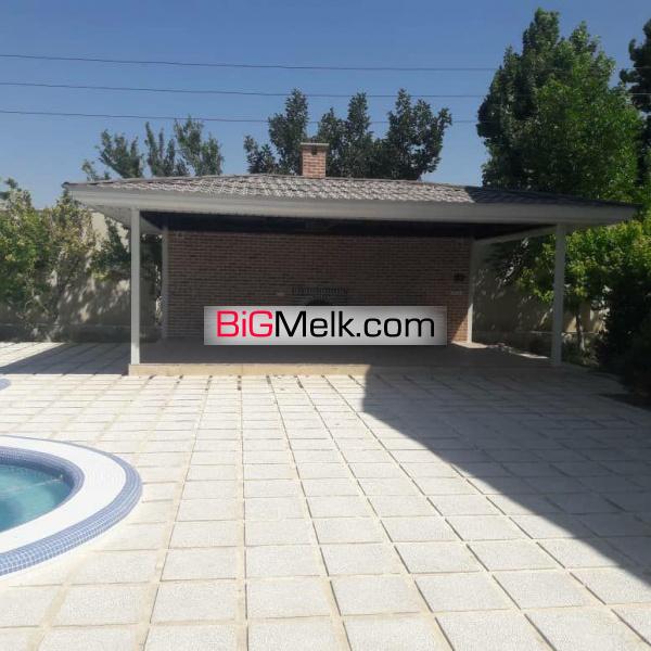 2000 متر باغ ویلای شیک درشهریار